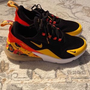 Nike AirMax 270 Black & Yellow Women 8